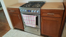 Kitchen Cabinets Get New Pulls